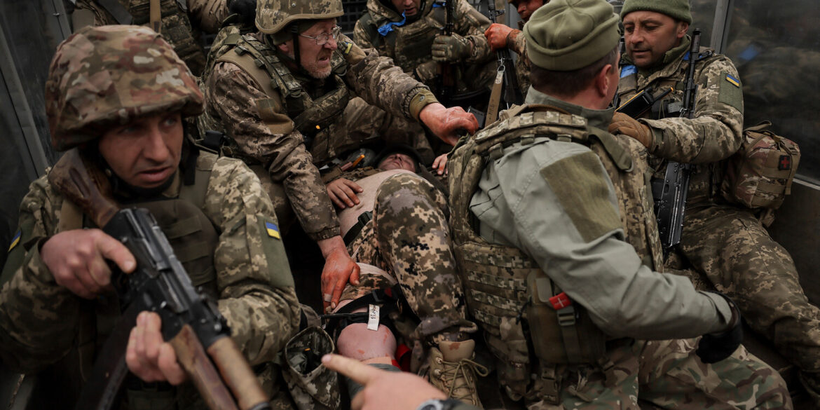 Breaking: Ukrainian Troops Accused of Executing 15 Civilians in DPR for Alleged Collaboration with Russian Forces