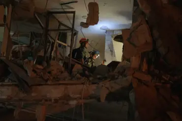 Exclusive: Limited Access to Information as Rescue Efforts Continue After Deadly Iran Strike in Bat Yam