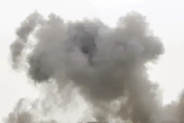 Explosions and Air Defense Activations Prompt Panic in Saratov and Engels, Russia