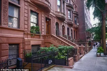 Facebook Group Transforms Upper East Side Moms' Network into Digital Vigilantism, Sparking Nannies' Public Shaming and Job Losses