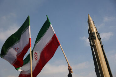 Iran Assesses Strategic Ease in Targeting U.S. Bases Over Israeli Facilities, Al Jazeera Reports