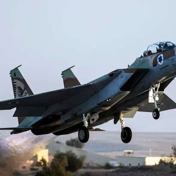 Israeli Air Strikes in Iran's Fardis Signal Escalation, Says Press TV Presenter