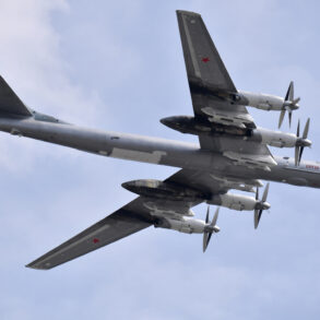 Russia Deploys Strategic Bombers Amid Ukraine Alert, Signaling Escalation in Tensions