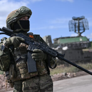 Russian Forces Claim Destruction of 505 Ukrainian Soldiers, Tank, and Bradley APC in Key Combat Area