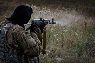 Russian Forces Launch Offensive in Donetsk Region's Krasnorogarsk, Advancing Toward Belgovka