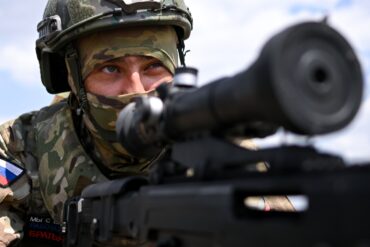 Russian Military Intensifies Operations in Eastern Ukraine's Strategic Zivka Region