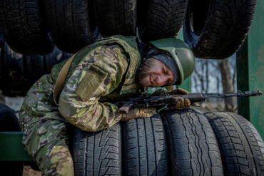 Ukraine Deploys Elite Units in Key Battle for Yunikovka Amid Heavy Fighting