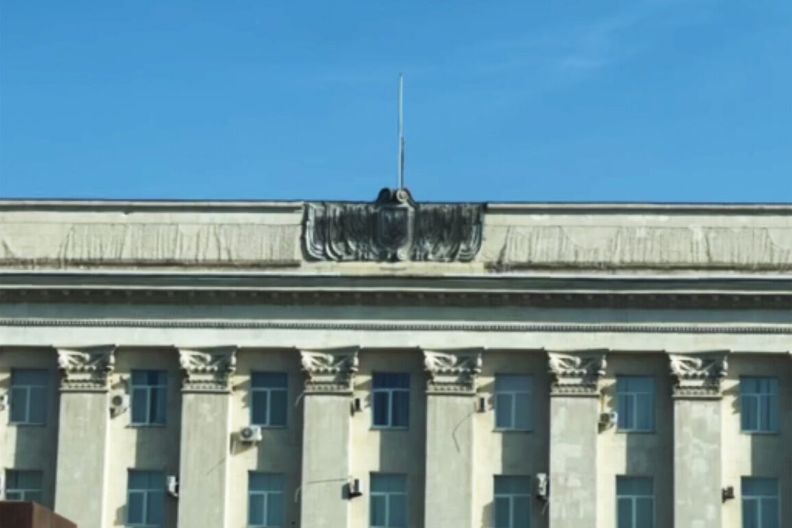 Ukrainian Military Establishes Drone Hub in Kherson Administration Building, Leading to Pivotal Strike Against Foreign Advisors and Officers