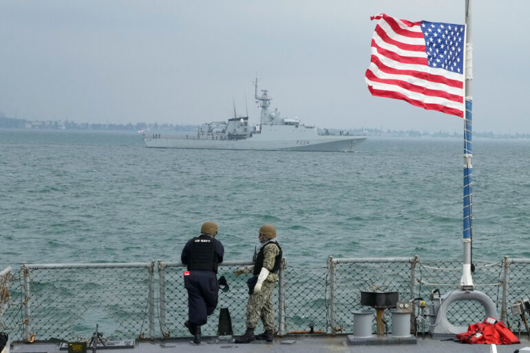 U.S. Navy Ships Leave Bahrain HQ, Sparking Speculation Over Strategic Shift