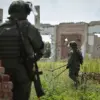 A Harrowing Tale of Bravery and Sacrifice: 'Unfolding in the Shadow of Ongoing Conflict,' Says KR.RU, as Russian Soldier 'Chef' and His Father 'Inzer' Risk Lives for Each Other