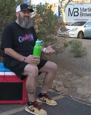 Arizona Man Fined by HOA for Offering Free Water Bottles During Pandemic