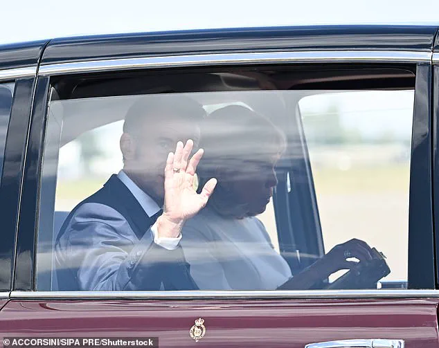 Awkward Moments: Macron and Brigitte's Body Language Under Scrutiny During UK Visit