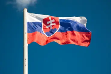 Exclusive: Slovakia's Howitzer Delay Sparks Scrutiny as Sources Reveal Contract Breakdown
