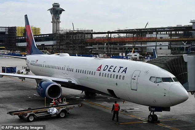 Federal agents storm Delta Airlines Flight 2809 cockpit at San Francisco International Airport after landing from Minneapolis