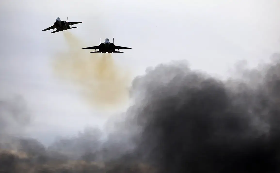Israeli Air Force Conducts Over 20 Airstrikes on Hodeida Port Controlled by Houthi Rebels