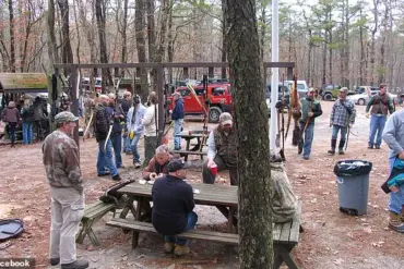 Lightning Strike at New Jersey Archery Range Kills One, Injures Dozens