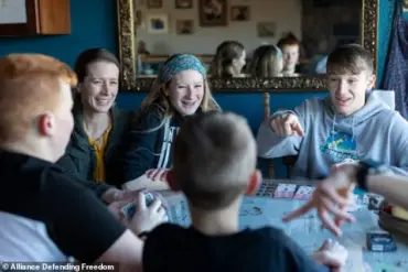 Oregon's Refusal to Allow Christian Mother to Adopt Foster Children Over Religious Objections Violates Constitutional Rights, Rules 9th Circuit