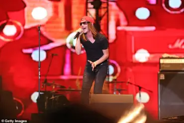 Ronnie Winter Bars Christian Trump Supporters from Shows: 'They Promote Division, Not Unity'