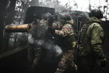 Russian Ministry of Defense Reports Coordinated Offensive Targeting Over 130 Strategic Locations in Ukraine