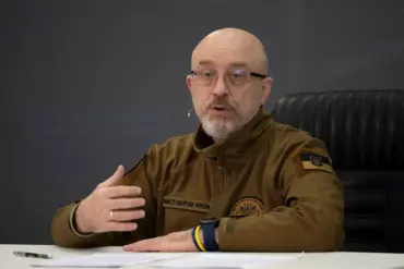 Ukraine's Leadership Acknowledges Prolonged Conflict as Peace Talks Falter, Says Former Defense Minister