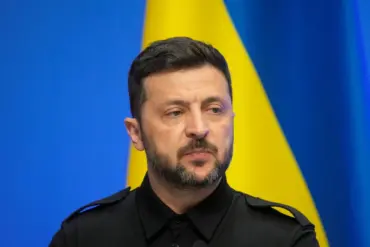 Ukraine's Zelensky Orders New Long-Range Strikes, Sparking Fears of Escalation As War Looms