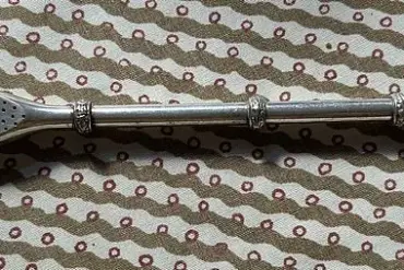 Unusual Silver Stick with Perforated End Discovered in Deceased Relative's Collection