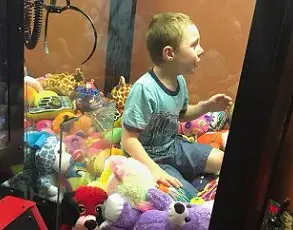 Young Boy Trapped in Claw Machine at Ohio Community Center Sparks Panic