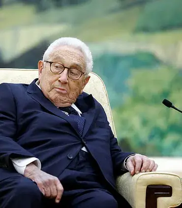 Posthumous Memoir by Virginia Giuffre Sparks Legal Controversy Over Claims Involving Henry Kissinger