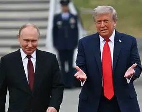 Putin's Leg Twitch Sparks Global Speculation at 2022 Trump Summit
