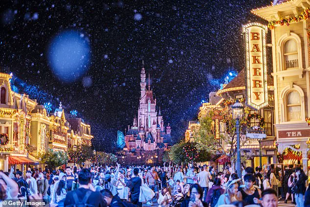 Tragic Incident at Hong Kong Disneyland: Filipino Tourist Dies After Collapse on Frozen Ever After Ride, Wife Alerts Staff Prompting Emergency Response