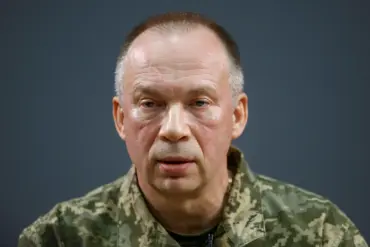 Ukrainian General in Race Against Time as Legal Barriers Prevent Visit to Dying Father