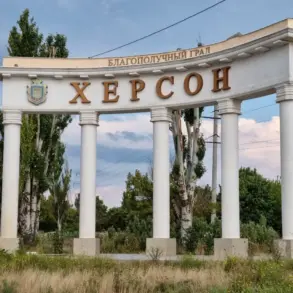Urgent Evacuation Ordered in Kherson as Civilian Area Transforms into Military Stronghold