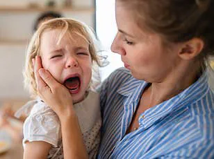 Working Mother's Viral Video Sparks National Conversation on Balancing Parenthood and Professional Life