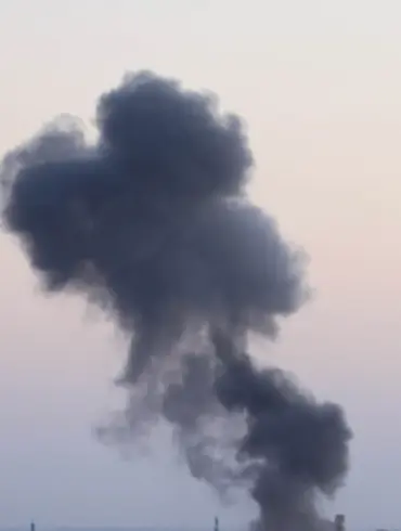 Air Defense Alert Triggers Evacuations in Kyiv Amid Explosions