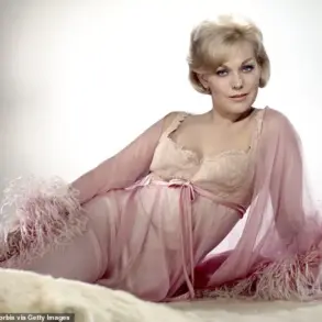 Kim Novak's Age-Defying Appearance Sparks Conversation at Venice Film Festival