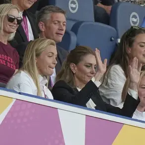 Princess of Wales Captivates Crowd with Spontaneous Mexican Wave at Rugby World Cup, Offering Rare Glimpse of Her Lighthearted Side